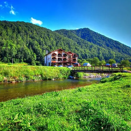 Hotel Carpathia