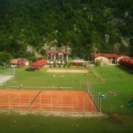 Hotel Carpathia