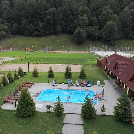 Hotel Carpathia 3*